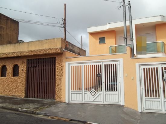 Sobrado, Vila Santa Isabel, 3 dormitorios, 0 banheiros, 3 vagas na garagem